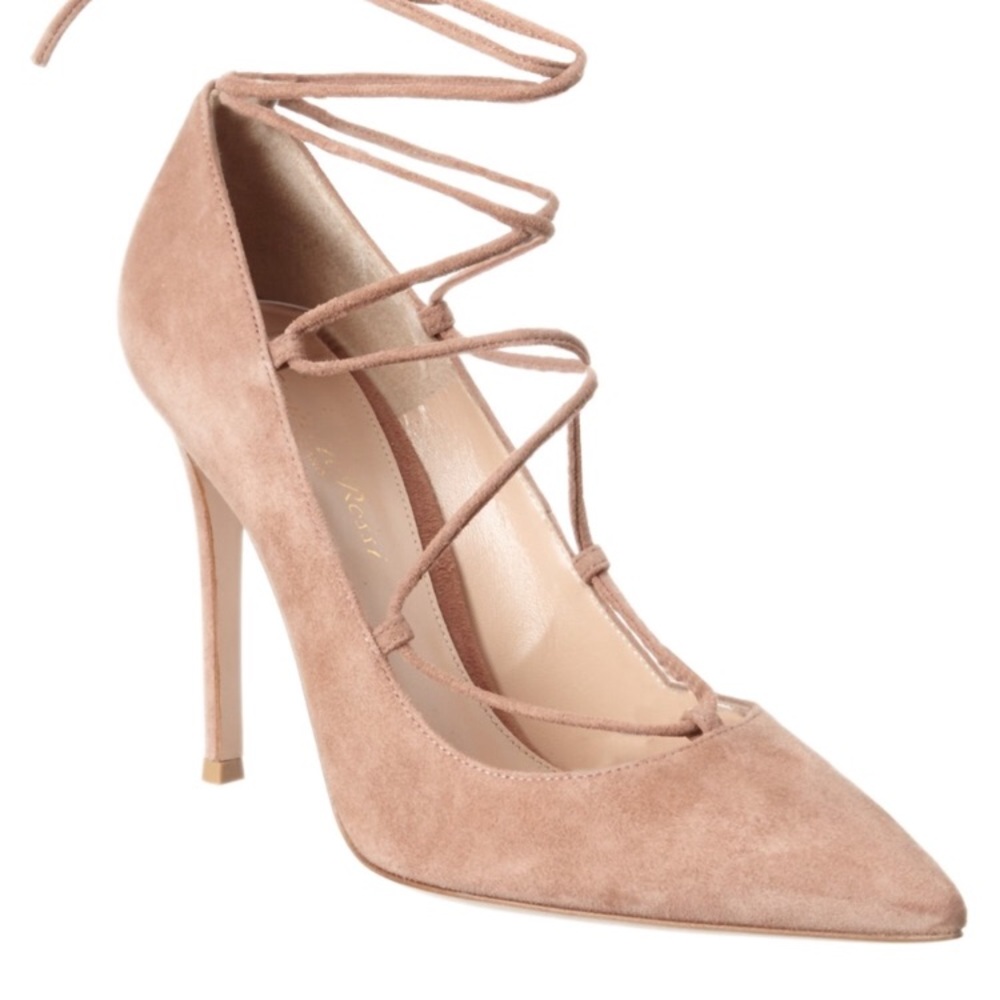 Gianvito Rossi Femi Suede Lace Up Pump, size 6.